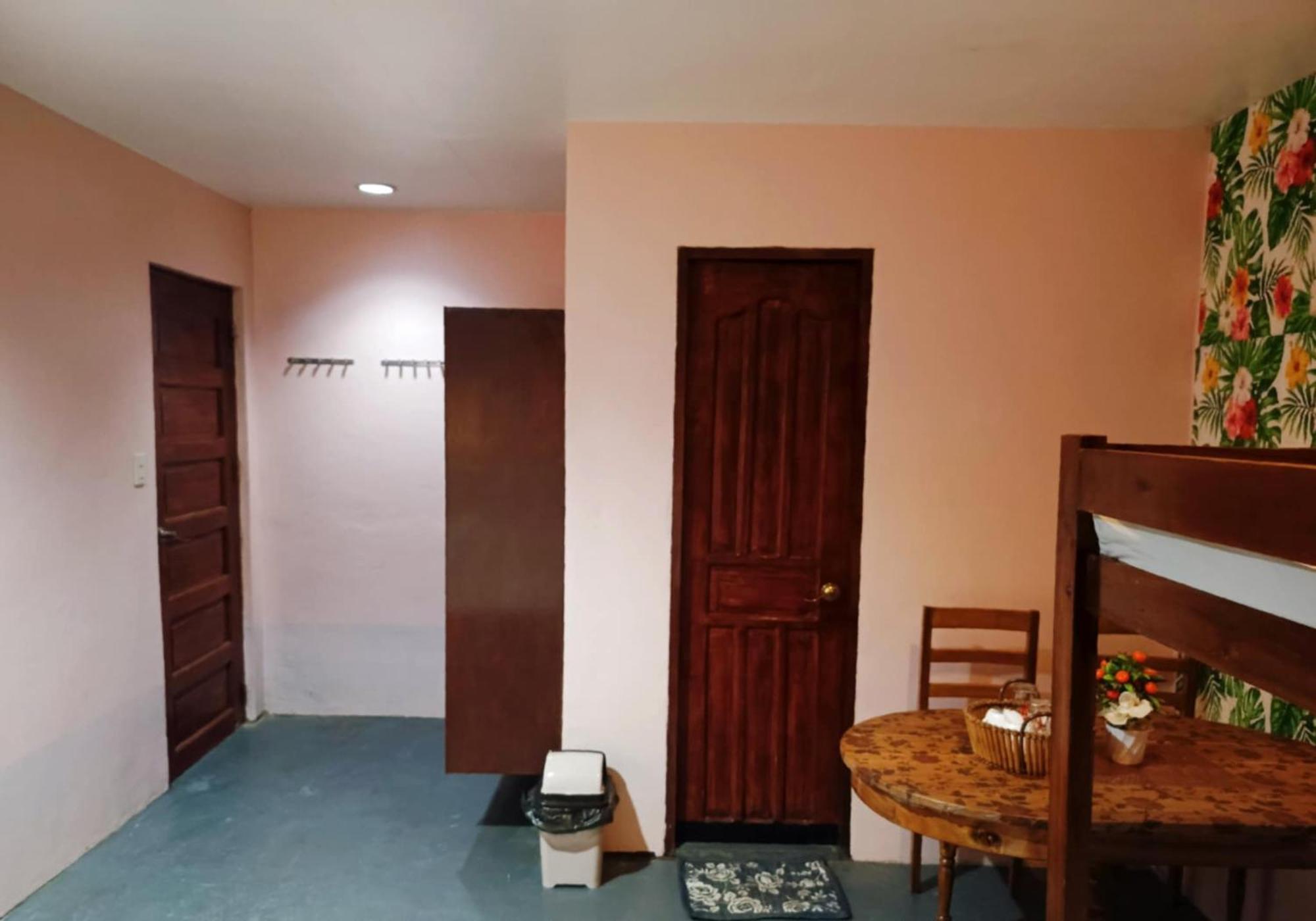 C Djacob Haven And Tourist Inn Эль-Нидо Экстерьер фото