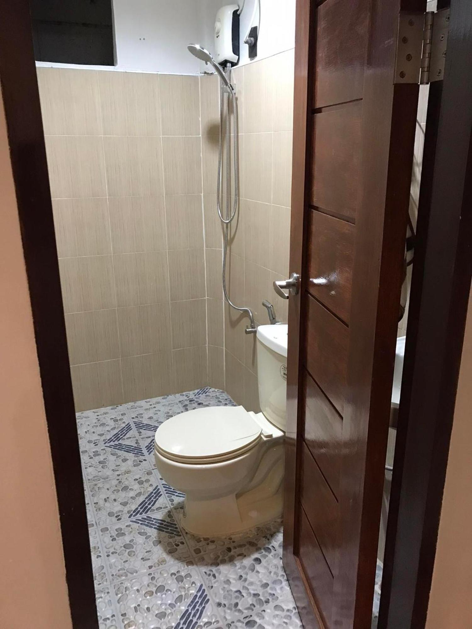 C Djacob Haven And Tourist Inn Эль-Нидо Экстерьер фото